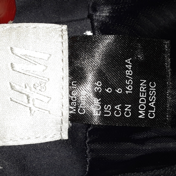 - H&M navy blue with white polka dots mini dress size 6 - Picture 2 of 3